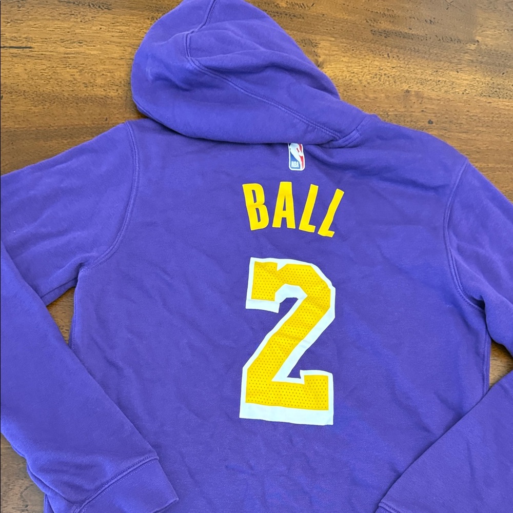 Purple Lakers Hoodie Nike #2 on Back BALL Sweater Hoodie Size Small NBA - Picture 14 of 16